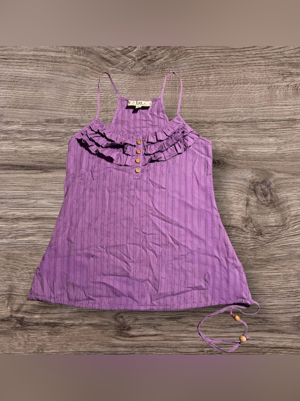 ✨ Vintage Y2K L.E.I. Lavender Ruffle Beaded Henley Tank Top ✨